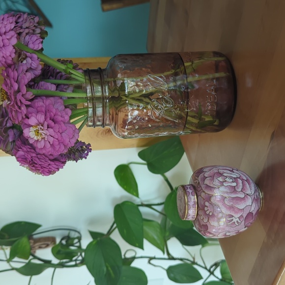 Vintage Pink Floral Cloisonné Vase/Jar - Picture 10 of 17